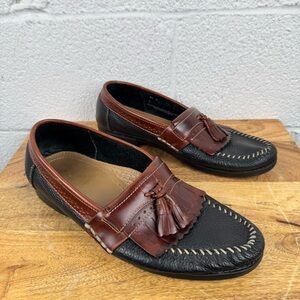 Vintage Weejuns G.H. Bass Kiltie Tassel Loafers Black Brown Leather Moc Toe